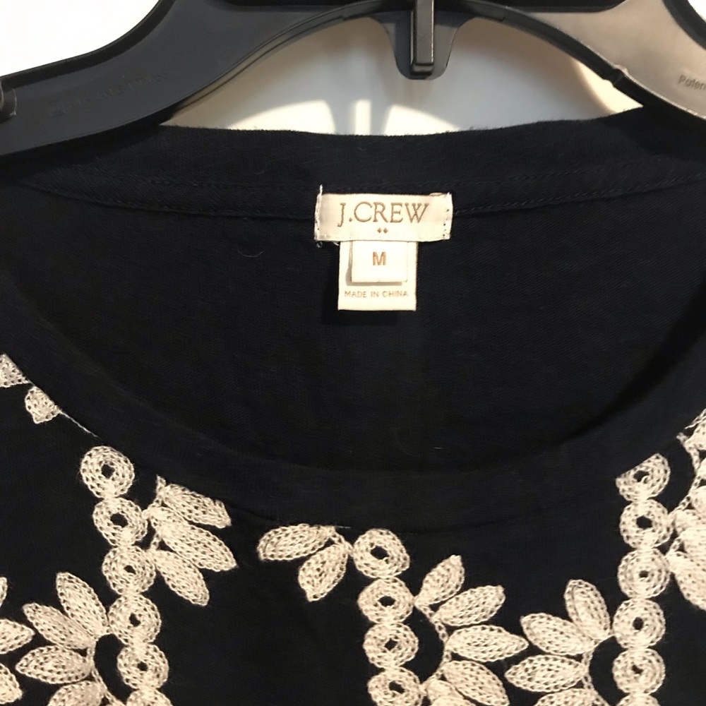 Embroidered J. Crew Top Navy Blue sz M - Picture 2 of 5